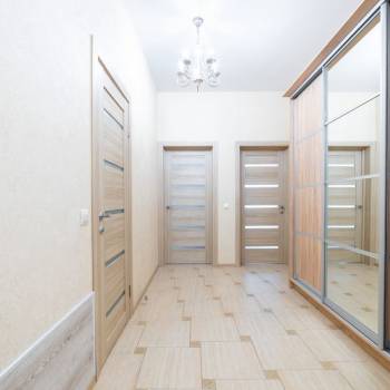 Сдается 1-комнатная квартира, 67 м²