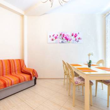 Сдается 1-комнатная квартира, 67 м²