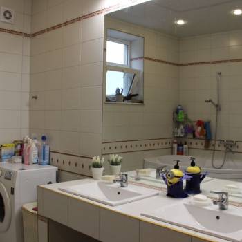 Продается Многокомнатная квартира, 138 м²
