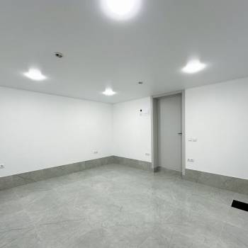 Продается Нежилое помещение, 61,5 м²