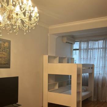 Сдается Многокомнатная квартира, 140 м²