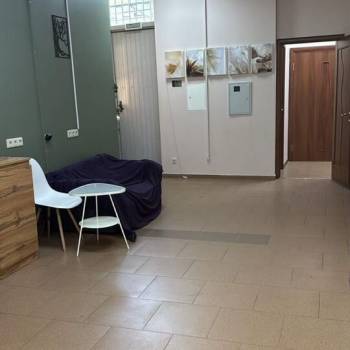 Сдается Нежилое помещение, 85 м²