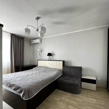 Продается 1-комнатная квартира, 33 м²