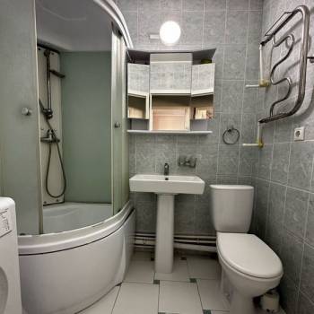 Продается 1-комнатная квартира, 33 м²