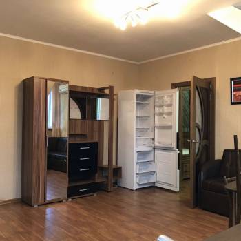Продается 1-комнатная квартира, 56,6 м²