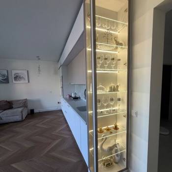 Продается 3-х комнатная квартира, 135 м²