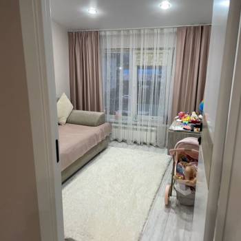 Продается 2-х комнатная квартира, 42 м²