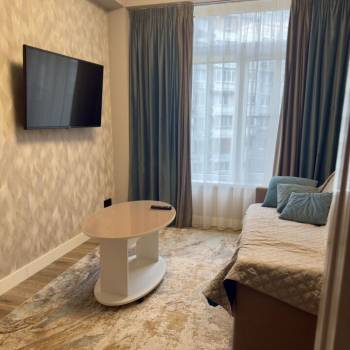 Продается 1-комнатная квартира, 30,4 м²