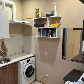 Продается 2-х комнатная квартира, 28,4 м²