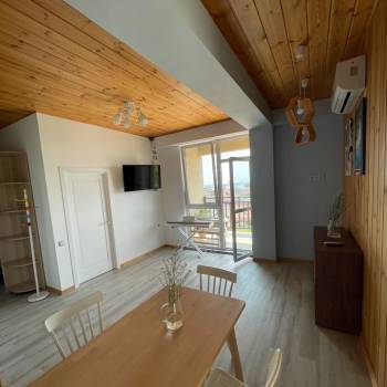 Продается 1-комнатная квартира, 57 м²