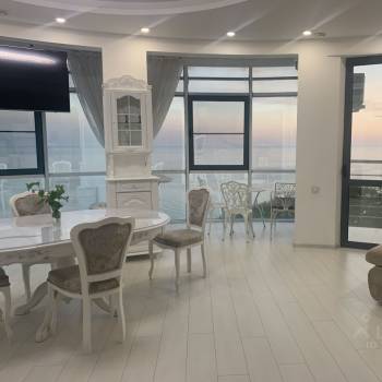 Сдается Многокомнатная квартира, 105 м²