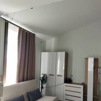 Продается 1-комнатная квартира, 46 м²