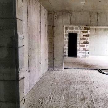 Продается 1-комнатная квартира, 74,2 м²