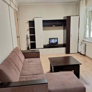 Сдается 1-комнатная квартира, 33 м²