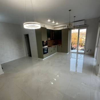Продается 2-х комнатная квартира, 59 м²