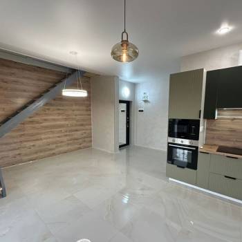 Продается 2-х комнатная квартира, 59 м²