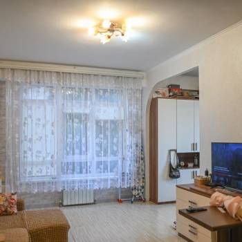 Продается 1-комнатная квартира, 41,6 м²