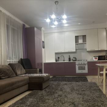 Продается 1-комнатная квартира, 64 м²