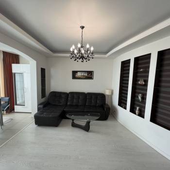 Продается 2-х комнатная квартира, 62 м²