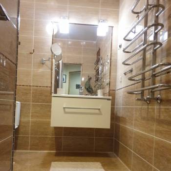 Продается 2-х комнатная квартира, 110 м²