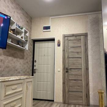 Продается 1-комнатная квартира, 36 м²