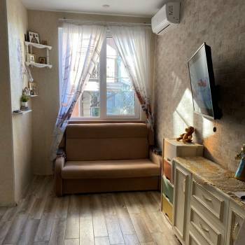 Продается 1-комнатная квартира, 36 м²
