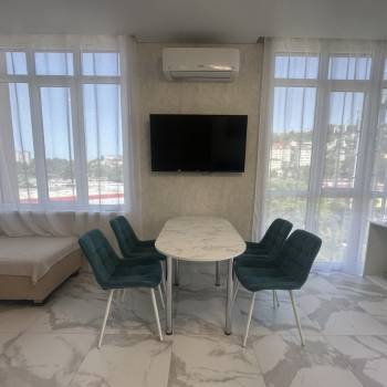 Сдается 1-комнатная квартира, 50 м²