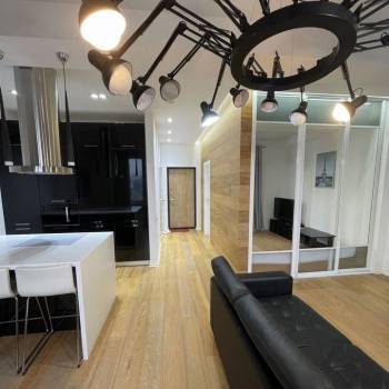 Сдается 1-комнатная квартира, 46 м²