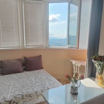 Сдается 1-комнатная квартира, 37 м²