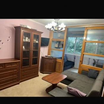 Продается 1-комнатная квартира, 29,9 м²