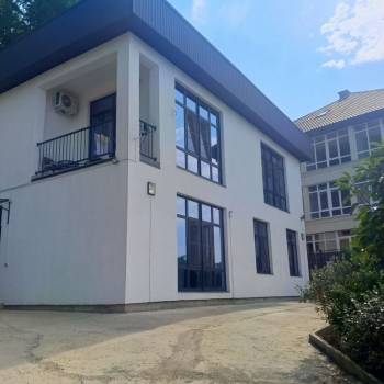 Продается Дом, 210 м²
