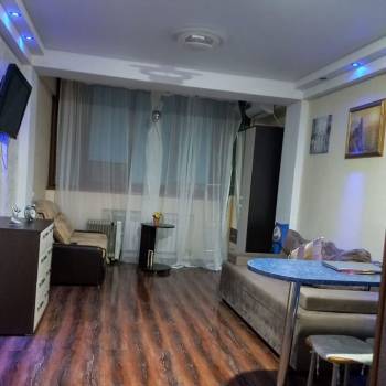 Продается 1-комнатная квартира, 30 м²