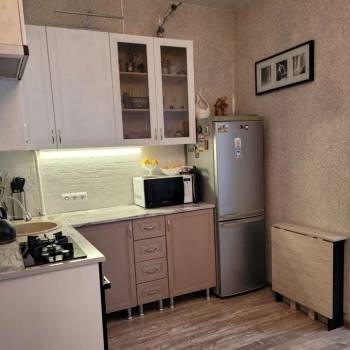 Продается 1-комнатная квартира, 27 м²