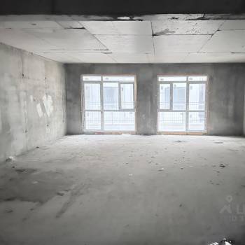 Продается 1-комнатная квартира, 105,5 м²