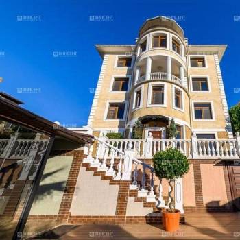 Продается Дом, 650 м²