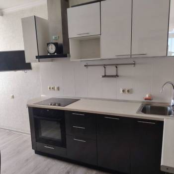 Сдается 2-х комнатная квартира, 63 м²