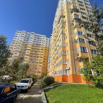 Продается 1-комнатная квартира, 40 м²