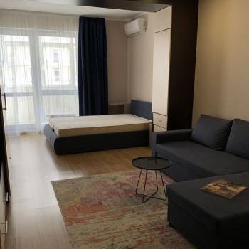 Продается 1-комнатная квартира, 45 м²