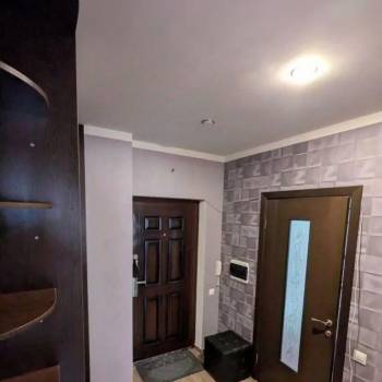 Сдается 1-комнатная квартира, 57,3 м²