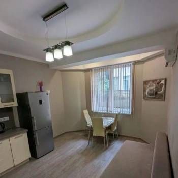 Сдается 1-комнатная квартира, 57,3 м²