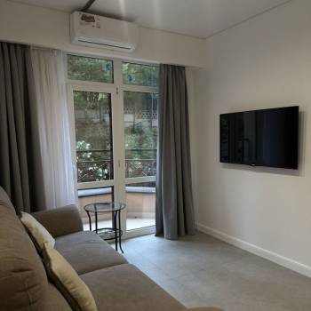 Сдается 1-комнатная квартира, 42 м²