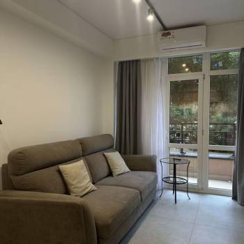 Сдается 1-комнатная квартира, 42 м²