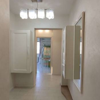 Сдается 2-х комнатная квартира, 77 м²