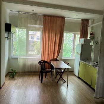 Продается 1-комнатная квартира, 36 м²
