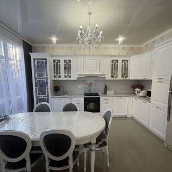 Продается Дом, 570 м²