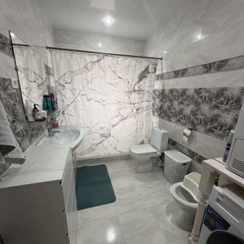 Продается Дом, 570 м²