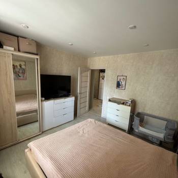 Продается 1-комнатная квартира, 46 м²