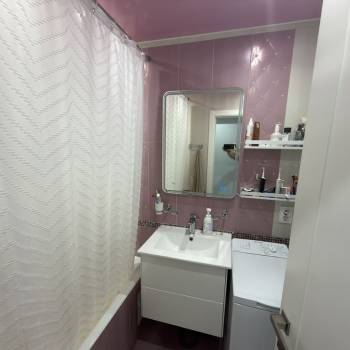 Продается 3-х комнатная квартира, 65,4 м²