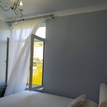 Продается 1-комнатная квартира, 37 м²