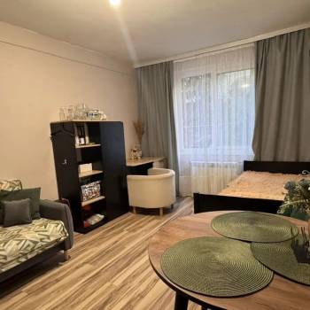 Продается 1-комнатная квартира, 27 м²